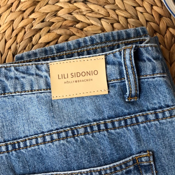 Lili Sidonio Mid-Rise Medium Wash Jeans Sz 6/8 - Picture 6 of 8